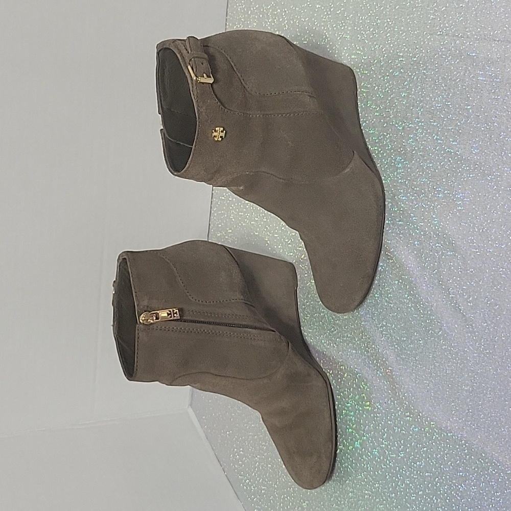 Tory Burch Brown Suede 'Milan' Booties Wedge Heel Boots SZ: 8.5 - Picture 3 of 12